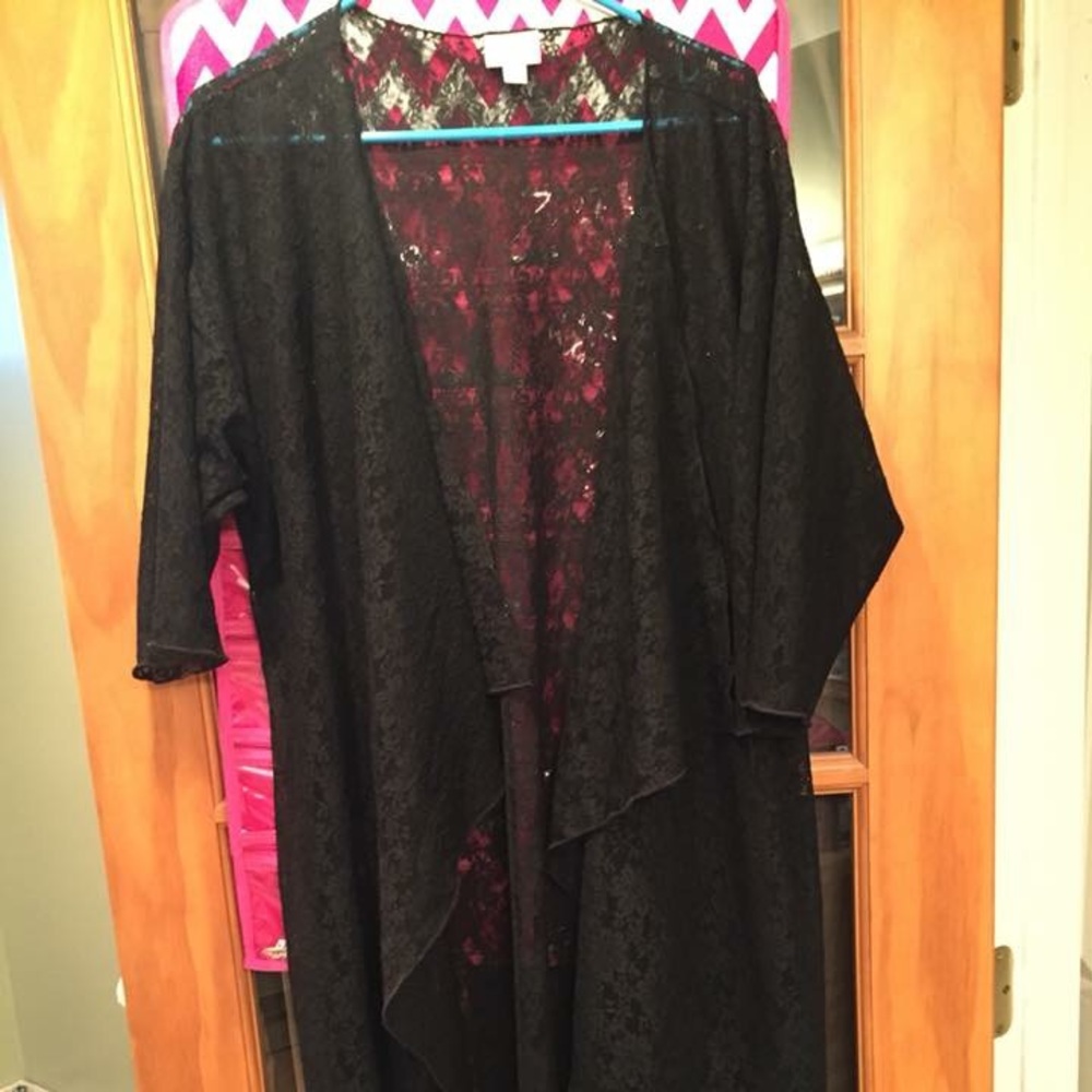 LuLaRoe Shirley